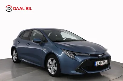 Car image 4