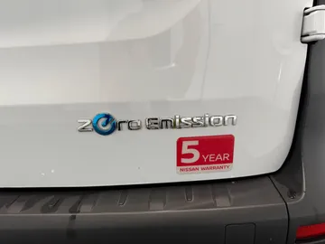 Car image 34