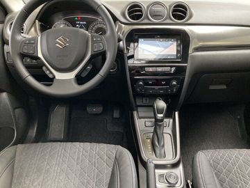 Car image 10