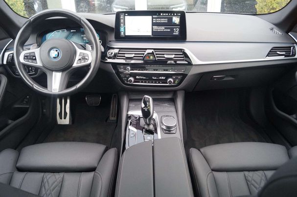 BMW 530 Touring xDrive 215 kW image number 5