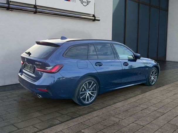 BMW 330e Touring Sport Line 215 kW image number 6