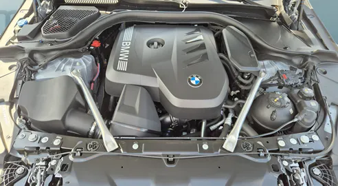 Car image 13