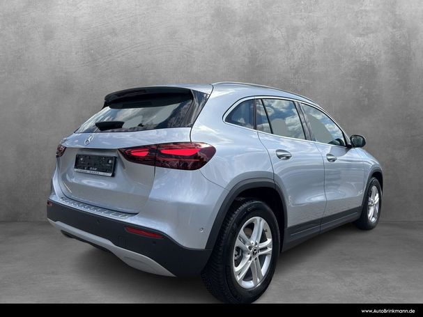 Mercedes-Benz GLA 180 100 kW image number 4