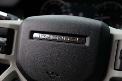 Car image 37