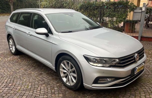 Volkswagen Passat Variant 2.0 TDI Business DSG 110 kW image number 2