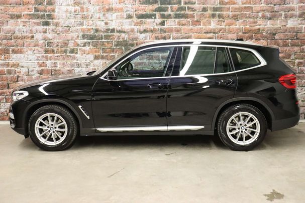 BMW X3 xDrive20i xLine 135 kW image number 4