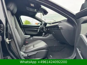 Car image 28