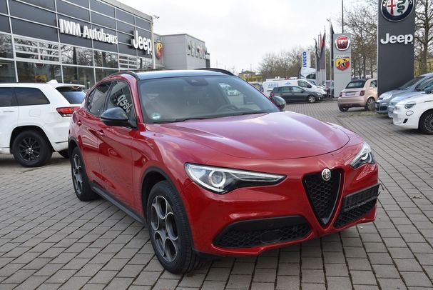 Alfa Romeo Stelvio AT8 Q4 B-Tech 154 kW image number 7