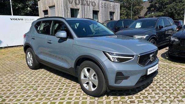 Volvo XC40 T2 Essential 95 kW image number 6