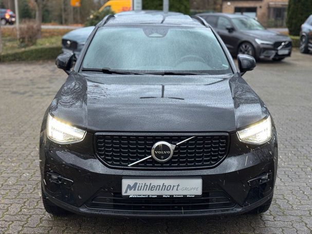 Volvo XC40 B4 Dark DKG 145 kW image number 15