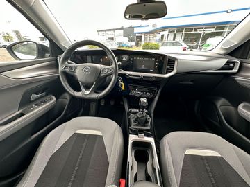 Car image 14