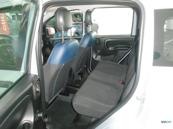 Fiat Panda Cross 1.0 Hybrid 51 kW image number 13