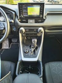 Car image 26