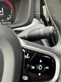 Car image 37