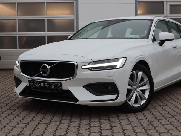 Volvo V60 Momentum D3 120 kW image number 16