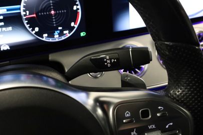 Car image 35