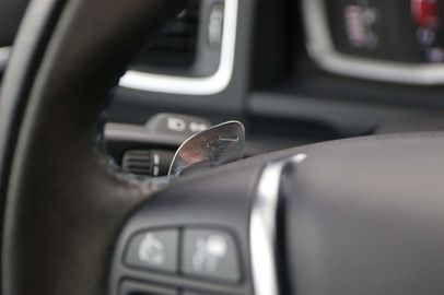 Car image 37