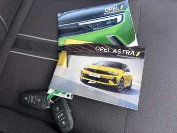Car image 36