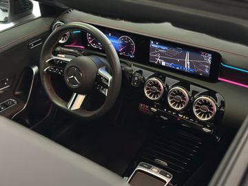 Car image 36