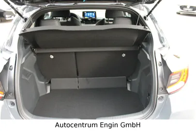 Car image 29