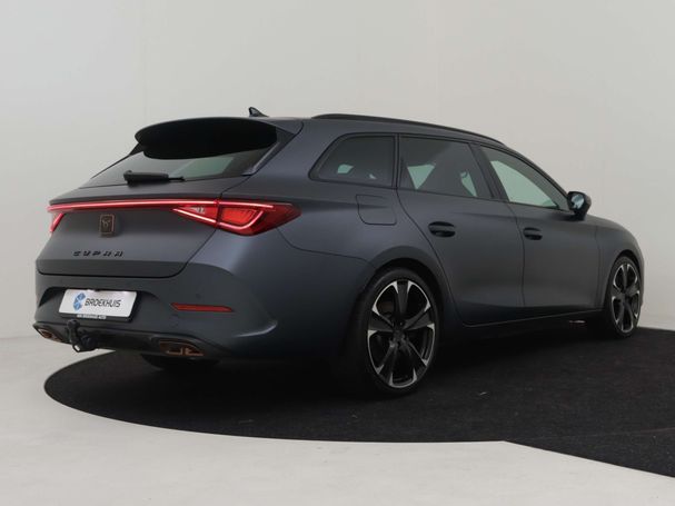 Cupra Leon ST e-Hybrid 180 kW image number 2