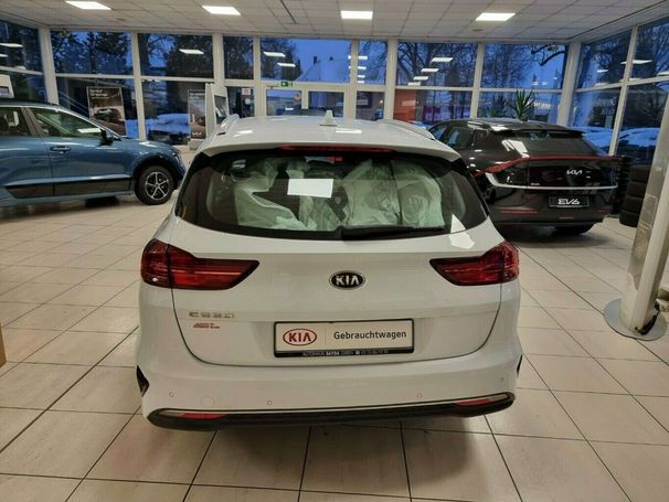 Kia Ceed 1.5 T-GDI Vision 118 kW image number 8