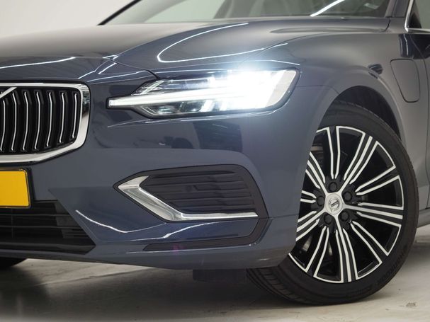 Volvo V60 T8 Twin Engine Inscription AWD 287 kW image number 12