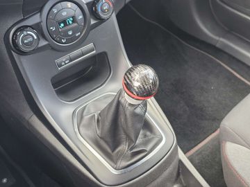 Car image 31