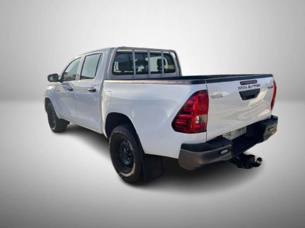 Toyota Hilux Double D Cab 2.4 4D 4WD 110 kW image number 3