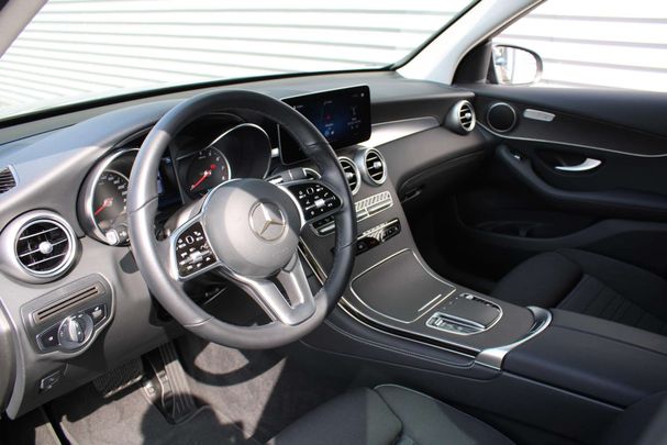 Mercedes-Benz GLC 300 e 4Matic 235 kW image number 22