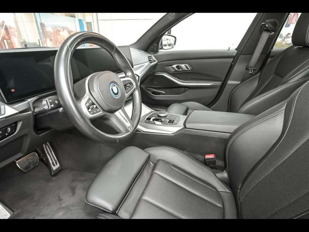 BMW 320 e 150 kW image number 4