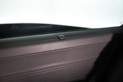 Car image 38