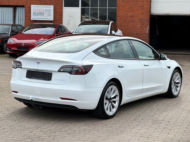 Tesla Model 3 Long Range AWD 366 kW image number 3