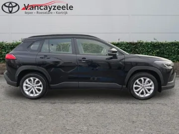 Car image 5