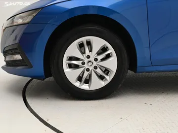 Car image 31