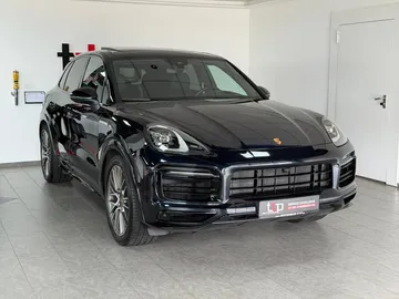 Car image 30