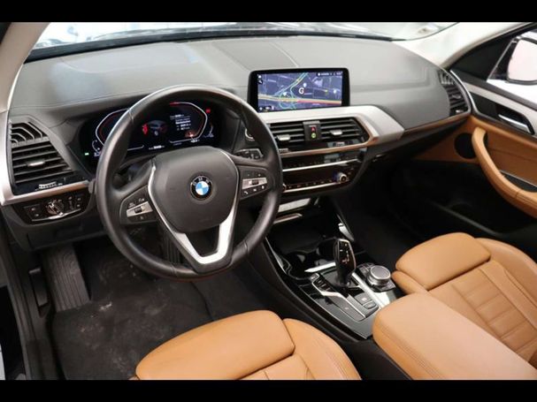 BMW X3 sDrive 112 kW image number 10