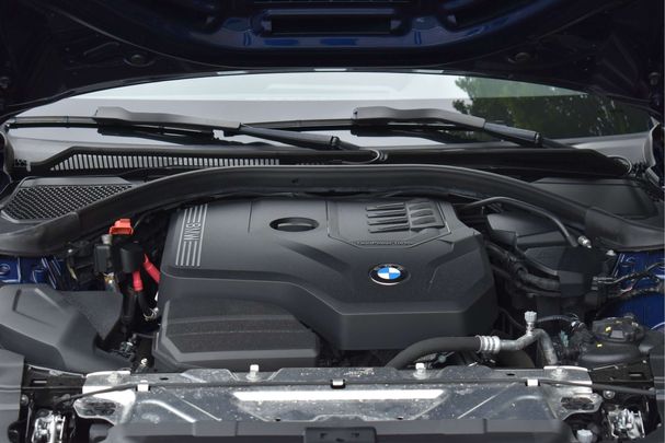 BMW 320i 135 kW image number 32