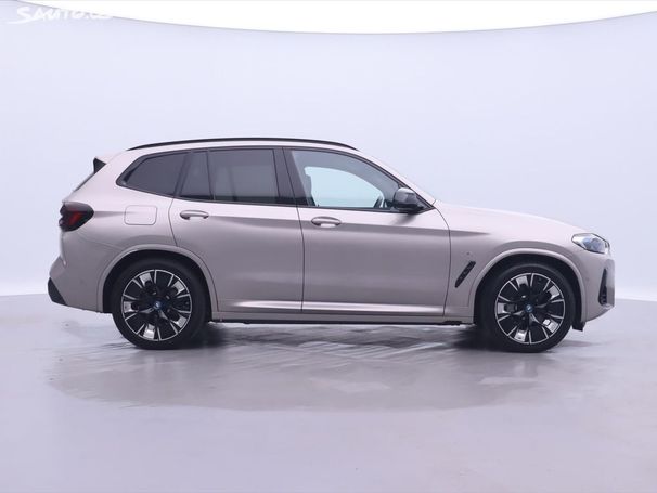 BMW iX3 M Sport Impressive 210 kW image number 9