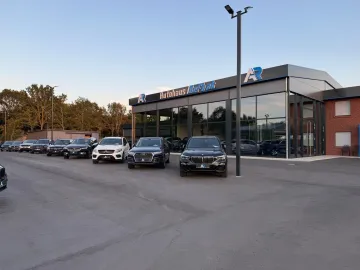 Car image 45