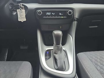 Car image 11