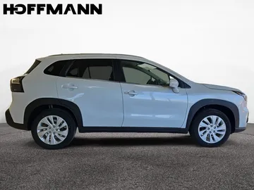 Car image 4