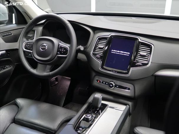 Volvo XC90 B5 AWD Plus 173 kW image number 16