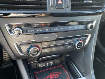 Car image 50