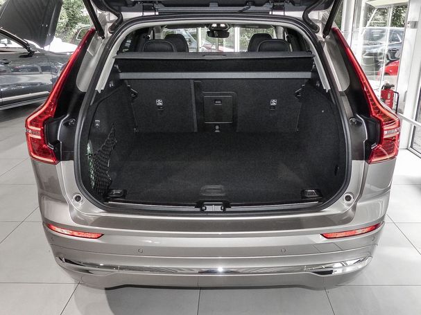 Volvo XC60 B4 Diesel Plus 145 kW image number 15