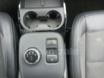 Car image 38