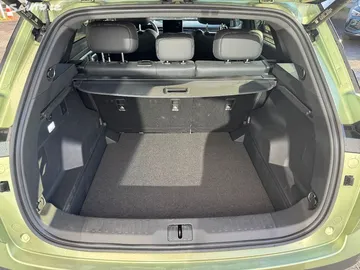 Car image 39