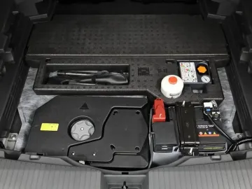Car image 38