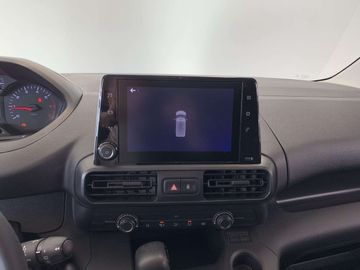 Car image 23