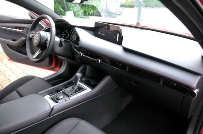 Car image 23